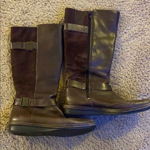 Clarks Calf High Side Zip Boots